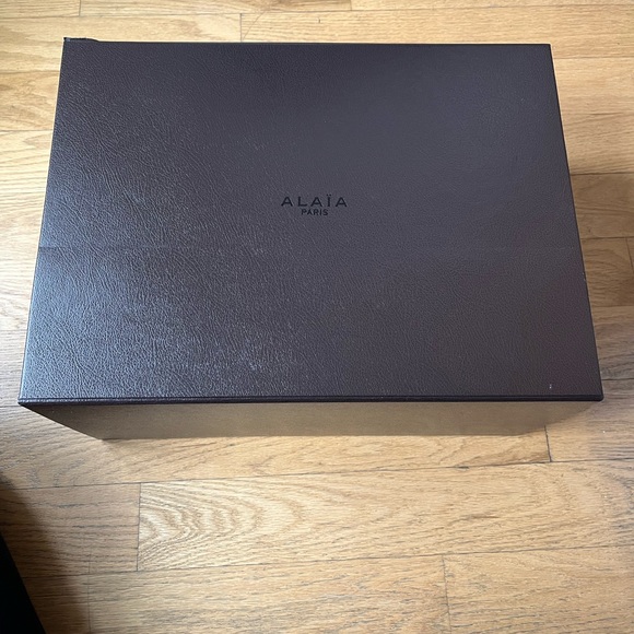 Alaïa Paris Empty Box and Hanger - Picture 2 of 10